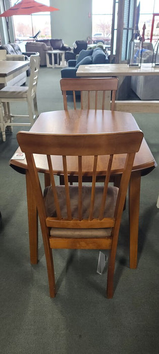 BERRINGER TABLE WITH 2 CHAIRS