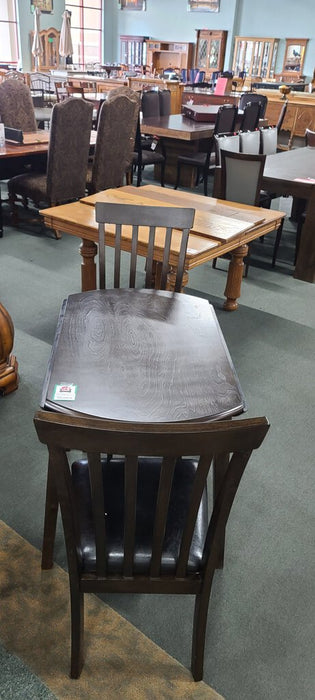 HAMMIS TABLE WITH 2 CHAIRS