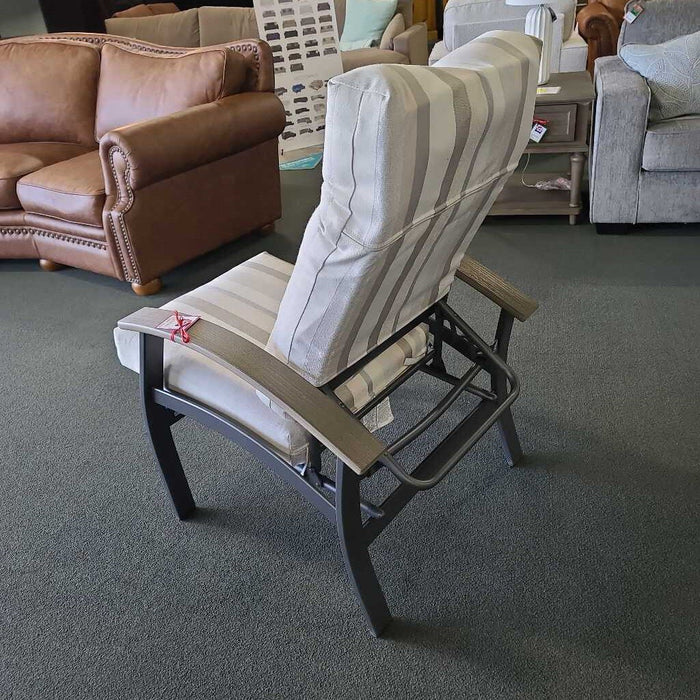 BELLE ISLE ADJUSTABLE BACK CHAIR