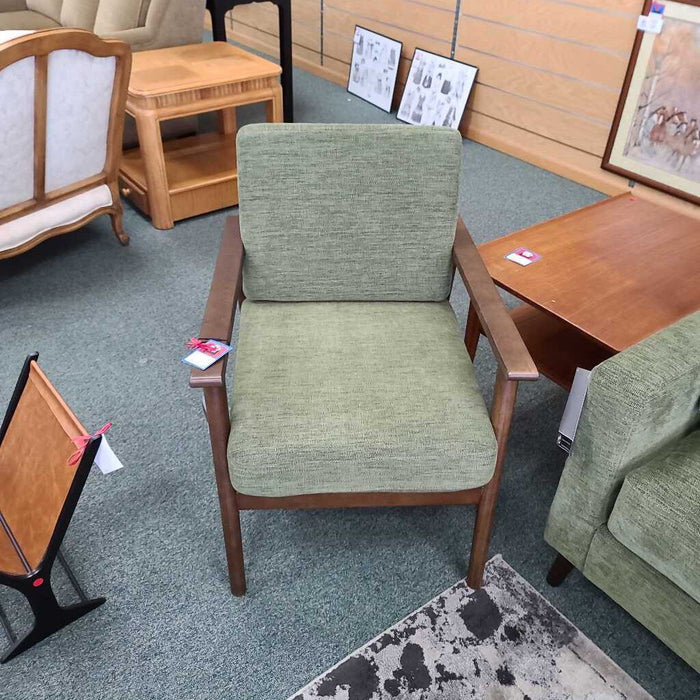 SHOWOOD ACCENT CHAIR OLIVE