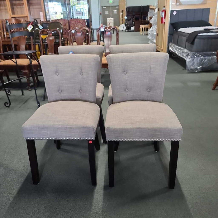 SET OF 4 CHAIRS -AS IS- ML