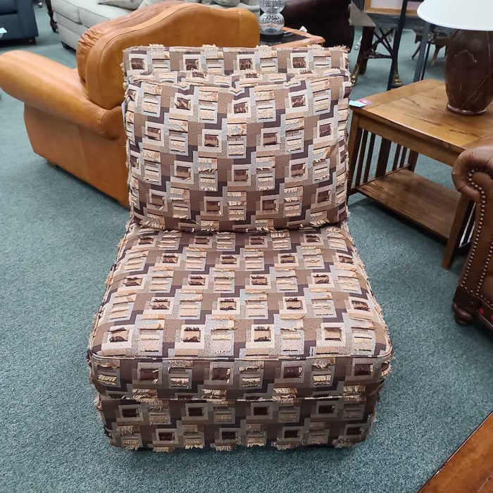 ACCENT CHAIR ML