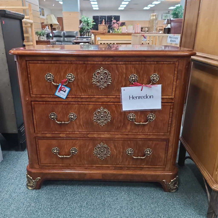 HENREDON CHEST OF DRAWERS LMH