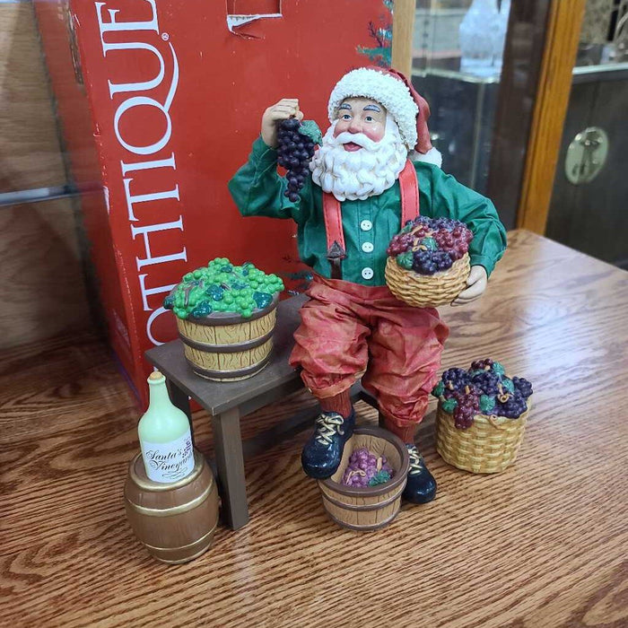 SANTA SCULPTURE K