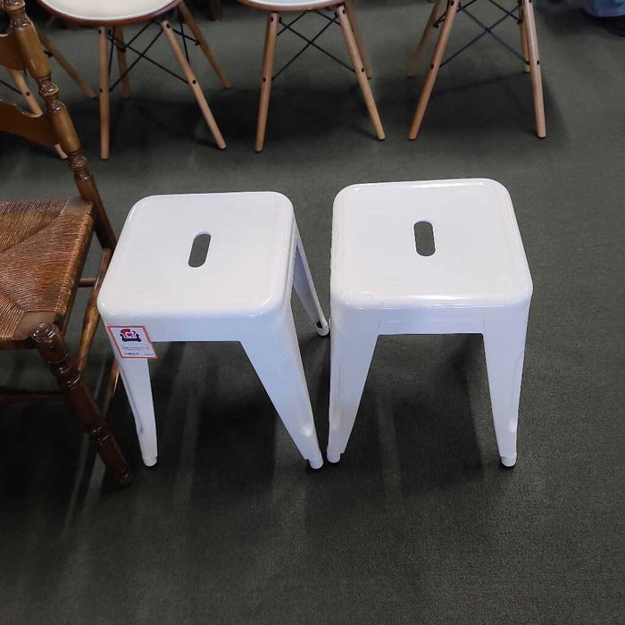 SET OF 2 STOOLS BHI