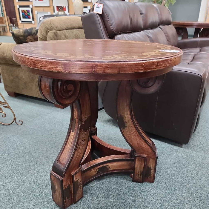 ROUND ACCENT TABLE BLH