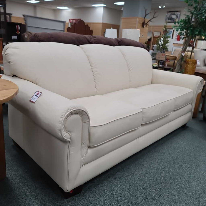 LAZBOY WHITE LEATHER SOFA KBH