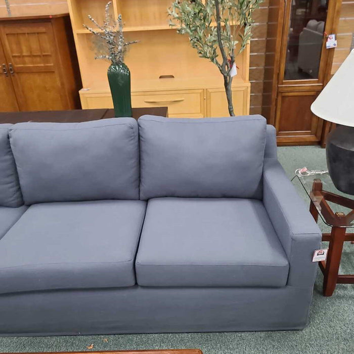 2 PC BLUE SECTIONAL KCH