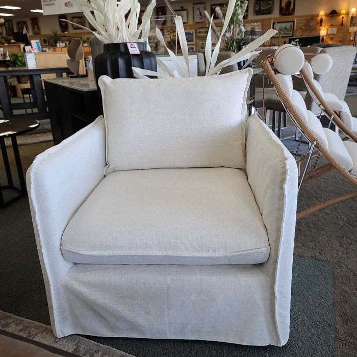 WHITE SLIP COVER CHAIR BKH