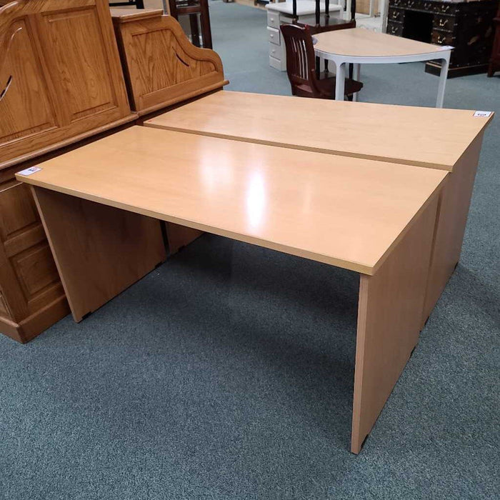 DESK TH