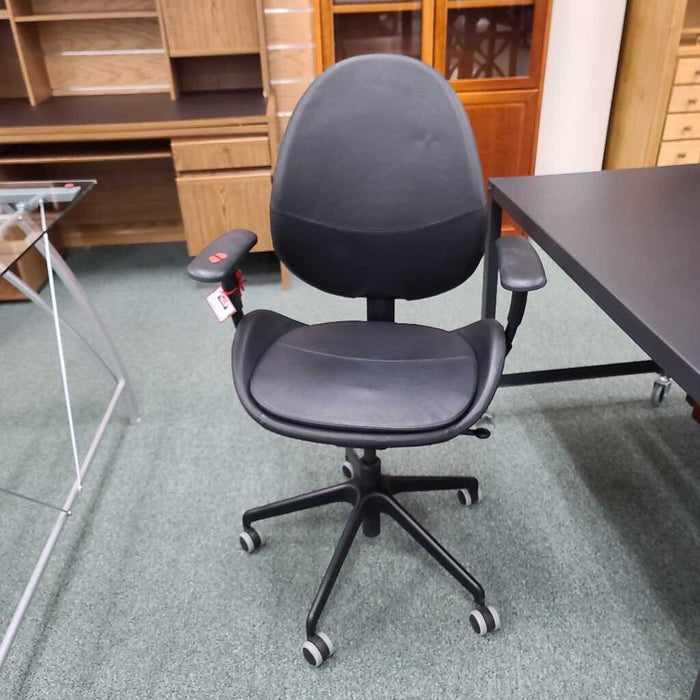 DESK CHAIR TH