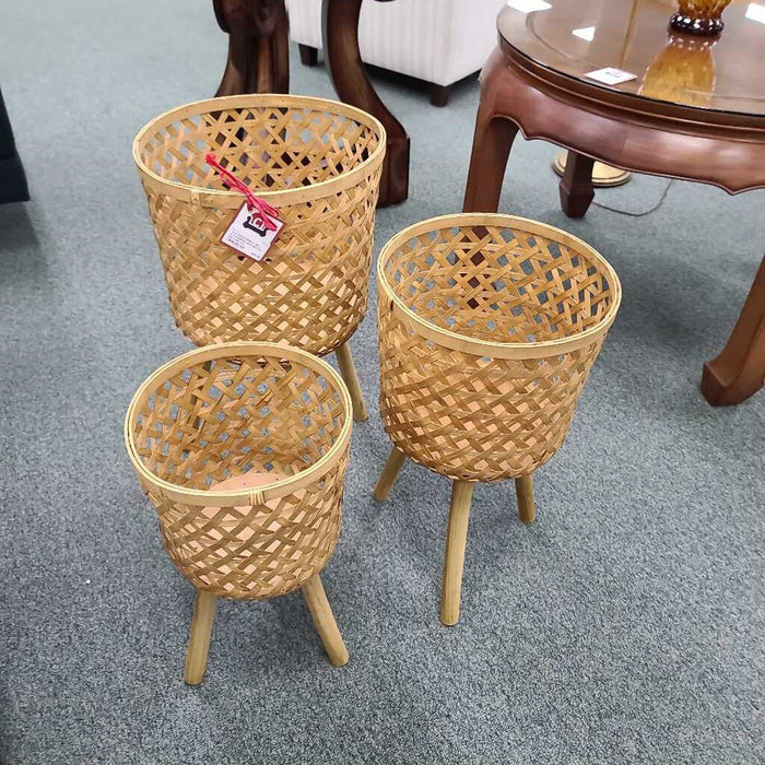 3PC STANDING BASKETS DECOR KC