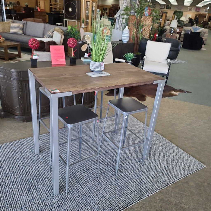 C&B TABLE WITH 4 STOOLS ATH