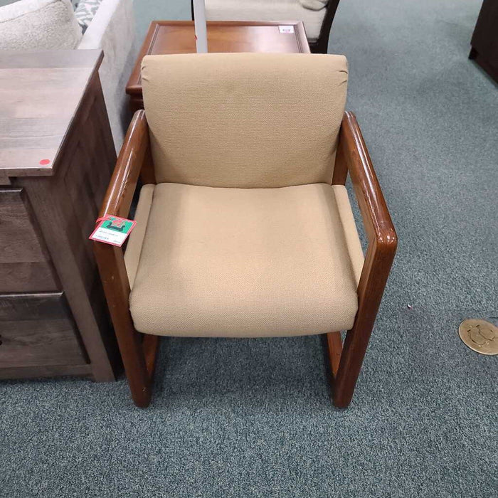 CHAIR LC