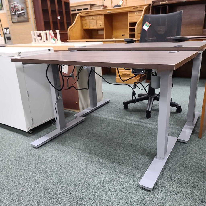 ADJUSTABLE DESK LCH