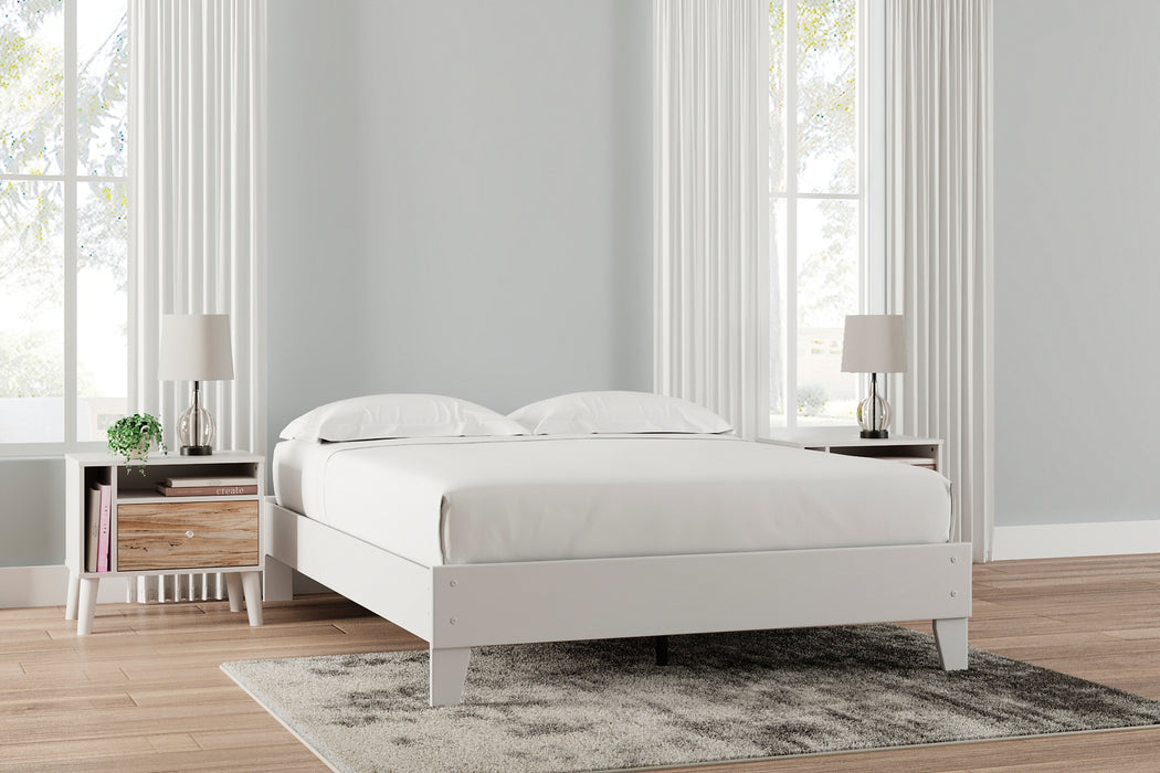 Piperton  Platform Bed