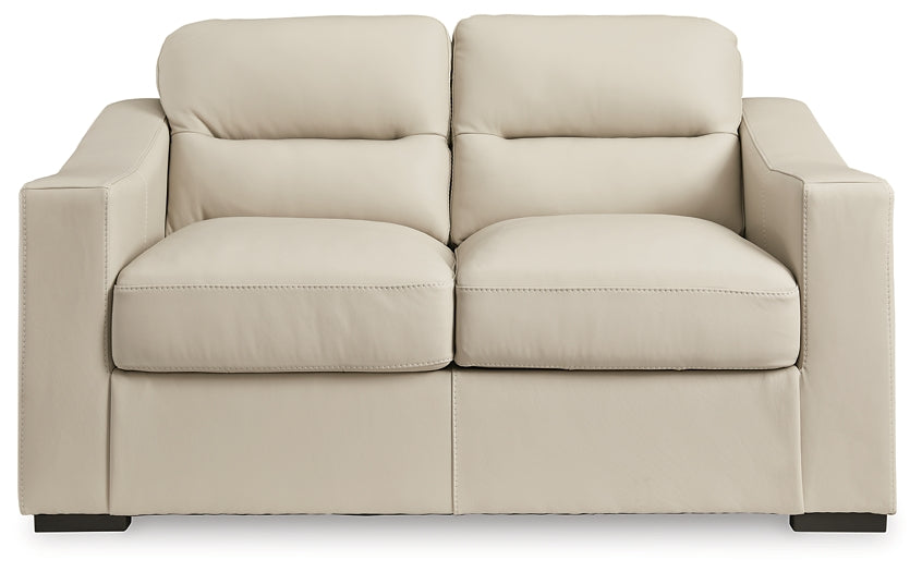 Treasure Trove Loveseat